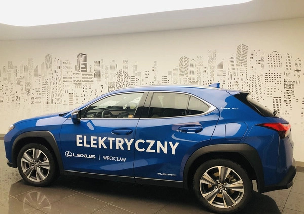 Lexus UX cena 205900 przebieg: 18000, rok produkcji 2022 z Ciężkowice małe 596